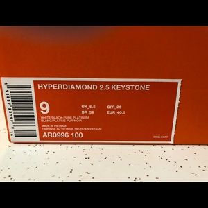 Boys/ men’s cleats